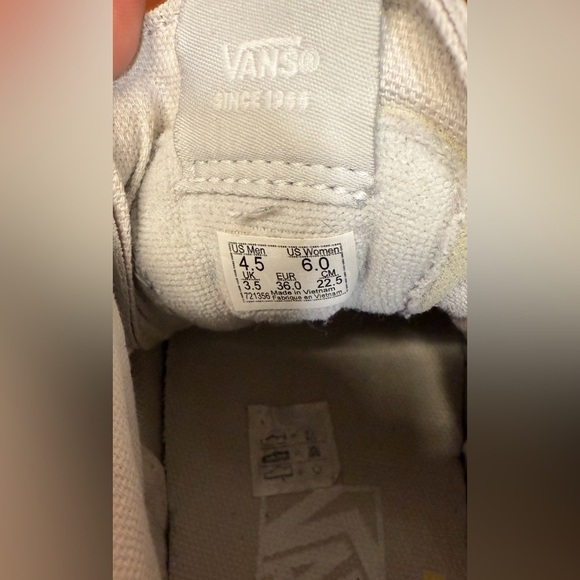 Vans Gray and White Sk8-Hi Sneakers Classic Design - Picture 9 of 9